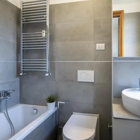 Andrea's Place * Milánó