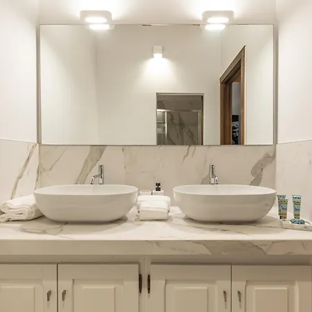 Beplace In Magenta Apartment