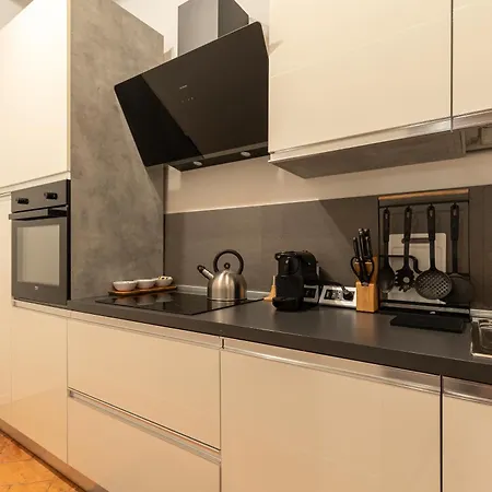 Beplace In Magenta *