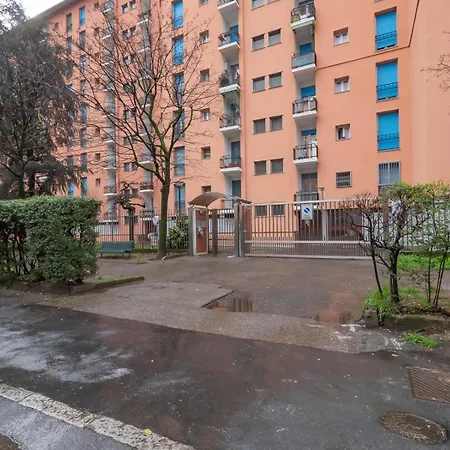 Ihost - Uruguay 9 * Milano