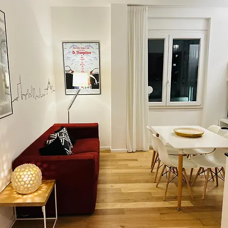 Xenia - Cozy Two-room In Station