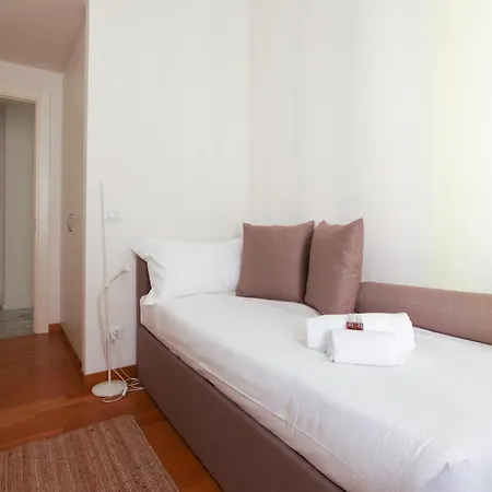 Hacca Collection - 3br Bocconi-navigli Διαμέρισμα