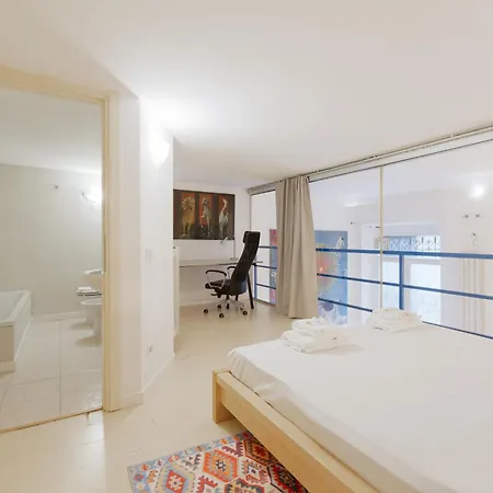 Sant'agostino - Charming Retreat 210m From M2