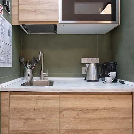 Pink Flamingo Balcony By Station Daire