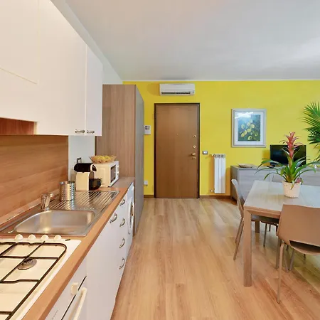 Bwr - With Terrace , Bartolini Apartment Milan