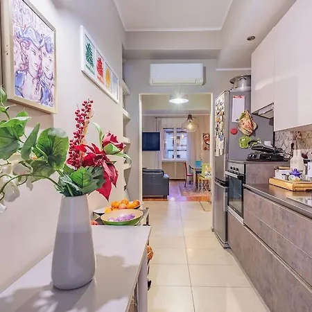 Stylish And Perfect Place For Families And Friends * Milánó