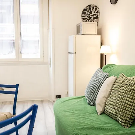 Fee4me Bright & Comfort In Apartman Milánó