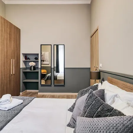 Double In Zona Studi