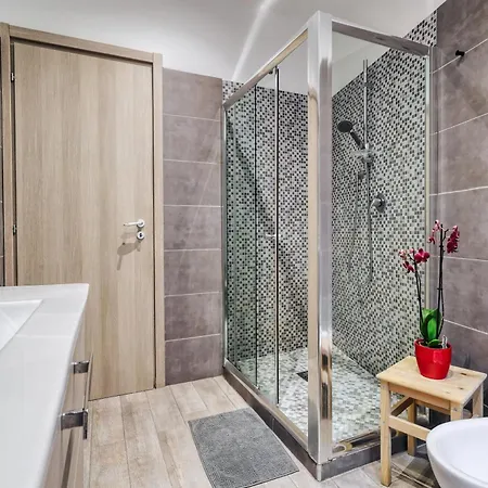 Double In Zona Studi