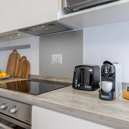 Apartment Rail24 - 9 Min Dal Duomo - Stazione *