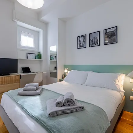 Rail24 - 9 Min Dal Duomo - Stazione Apartment *