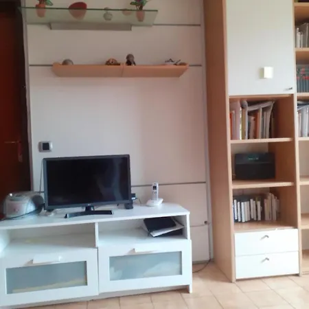 La Casa Di Boh, Vicino Ospedale San Paolo, Iulm, Forum Assago 3*