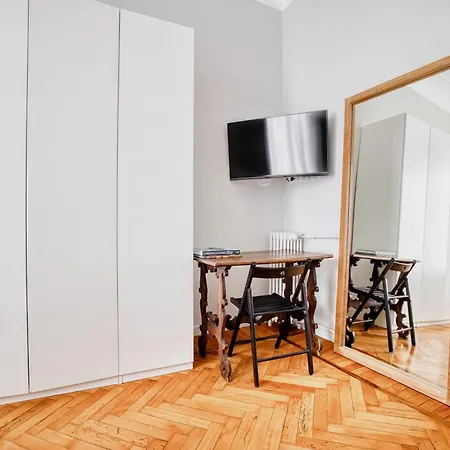 Apartman Just Urban - Charming 2br In Historic Building - M1 Wagner