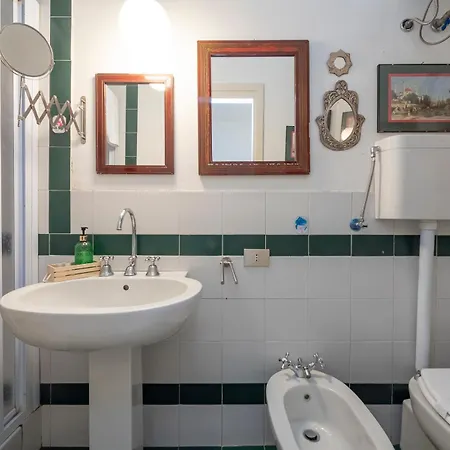 Xenia - Luminous At Navigli Tram Theme