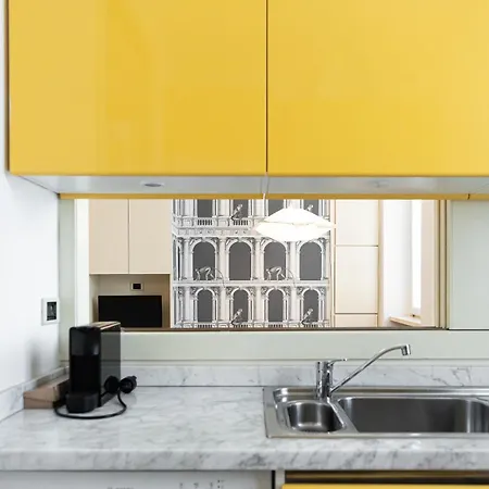 Elegante Bilocale In Montenapoleone - Brera Apartman *