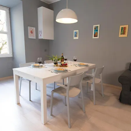 Luxury - Bramante 7 *