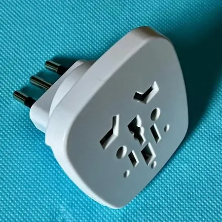 The Small White House In Daire *