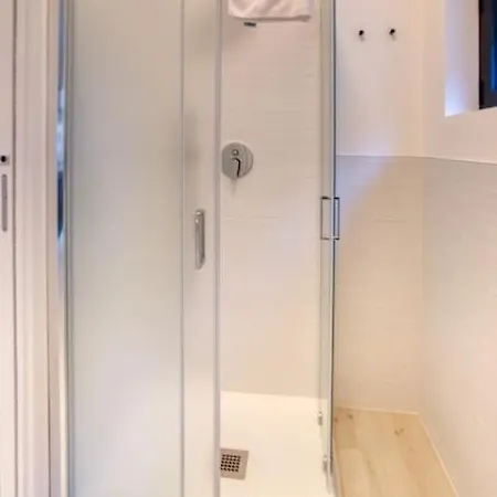 Suzzani 273 - Interno A4 شقة *