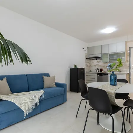 Beplace In Chinatown Apartment *