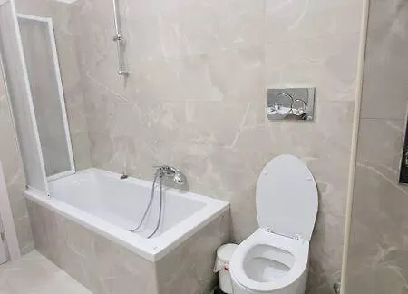 בית אירוח Cozy In A Shared Close To Linate Airport Stanza In Condiviso A Due Passi Da Linate מילאנו