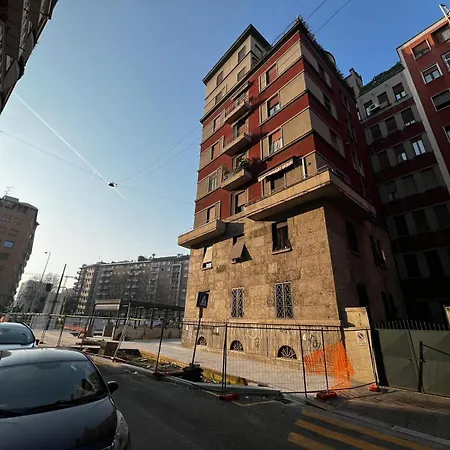 Guzzo B - Elegant Flat With Balcony At Bolivar M4 Metro * Milano