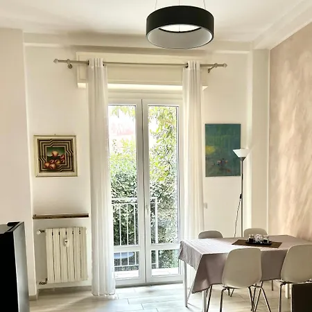 Apartamento Lovely 2 With Small Garden Milán