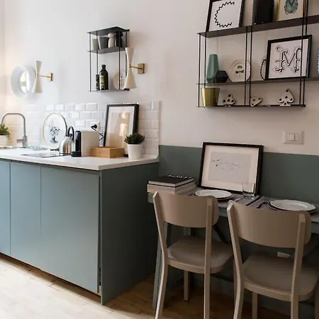 New Elegant Flat 3 Min From Station.