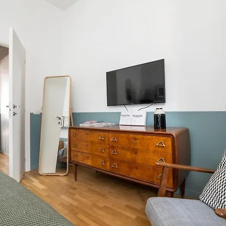 New Elegant Flat 3 Min From Station. *