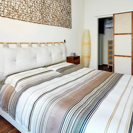 Savona Corner דירה