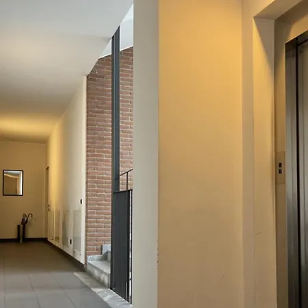 La Casa Di Charlie - Stazione Milão