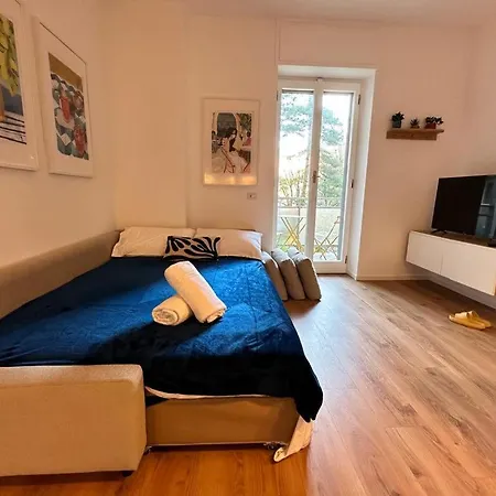 Luxury 1 Bedroom Apartment, Close To San Siro, Fiera And 10 Min Metro To Duomo Milánó