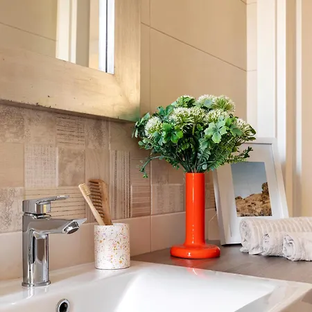 The House Of Dandelions - Duomo In 15min By Metro M3 Lejlighed Milano