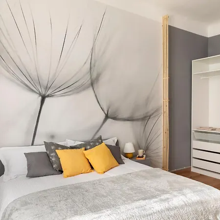 The House Of Dandelions - Duomo In 15min By Metro M3 *