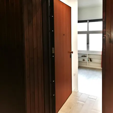 Darshanhome Gambara * מילאנו