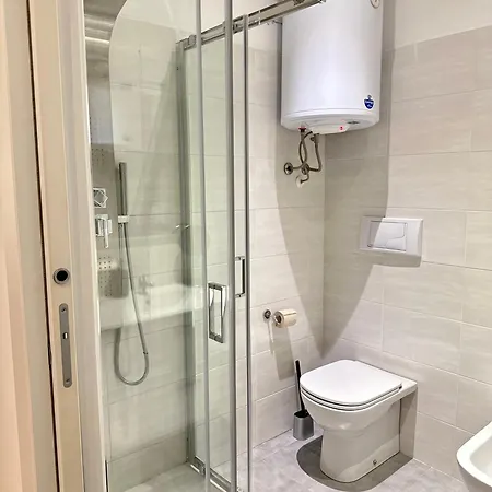 Apartman Xenia - Cozy Two-room In Station