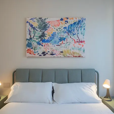 Ihost - Stendhal 49 Apartamento