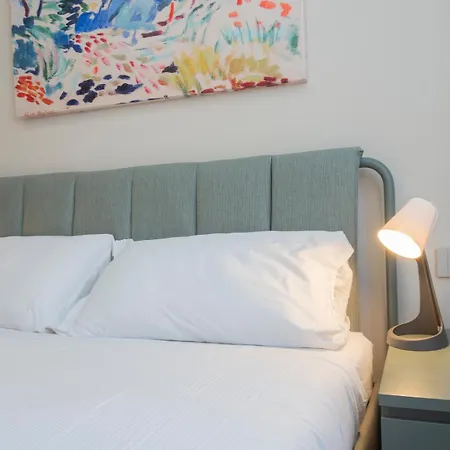 Ihost - Stendhal 49 * 米兰