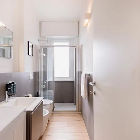 Relstay - Tortona Apartament