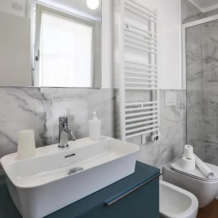 Apartment Lovely Terrace - Porta Romana District *