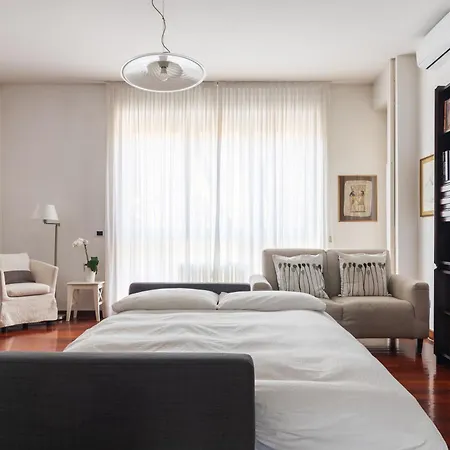 Il Bilocale Con Terrazzo Dei Marchesi * Милан