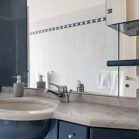 Il Bilocale Con Terrazzo Dei Marchesi Апартаменты Милан