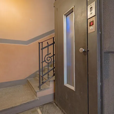 Apartment 2 Bedroom - Buzzi Hospital, Sempione, Mico, 100mt Metrom5 *