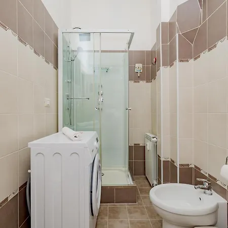 2 Bedroom - Buzzi Hospital, Sempione, Mico, 100mt Metrom5 * Mediolan
