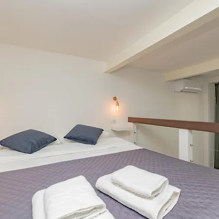 Barbara's House - Navigli - 2 Km From Duomo