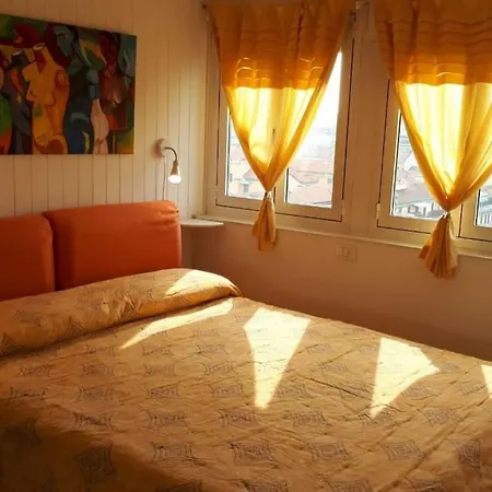 Penthouse In The Sky With 30 Sqm Terrace Station *