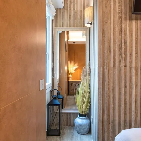 Woodstock Deluxe By Station Apartment *