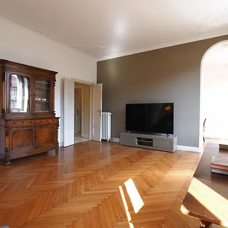 Contempora Serviced - Quadrilocale Pta Vercellina Διαμέρισμα *