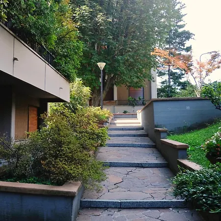 Bwr - Elegant Loft With Terrace, San Siro Apartmán *