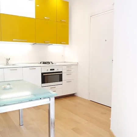 Temporary 2 Crocetta Apartment Milan