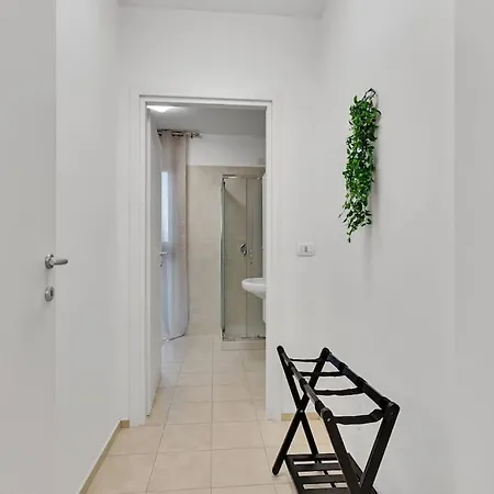 Private Parking-terrace10 Min To Linate Airport